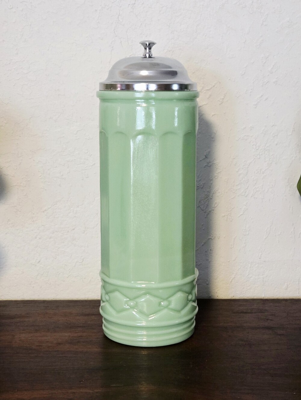 Retro Style Tablecraft Jadeite Glass Straw Dispenser Jar